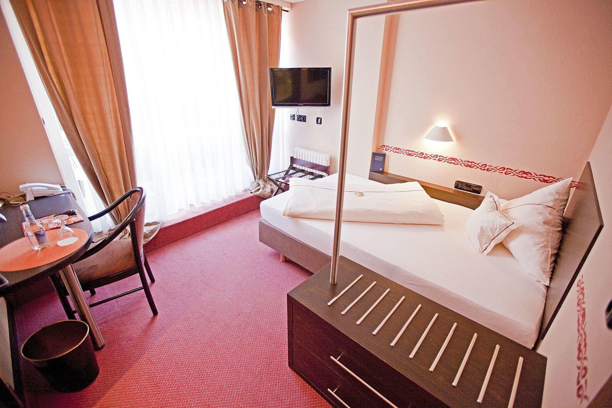 Hotel Lehmeier Neumarkt in der Oberpfalz Esterno foto